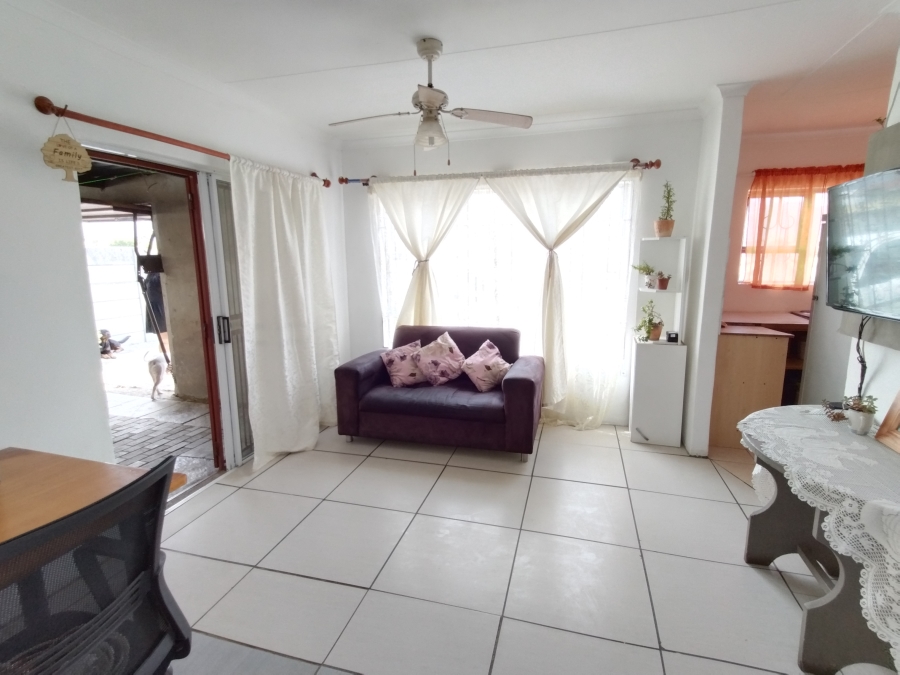 2 Bedroom Property for Sale in Rusthof Western Cape